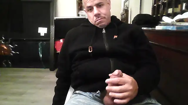Živý XXX chat toosexy4myshirt