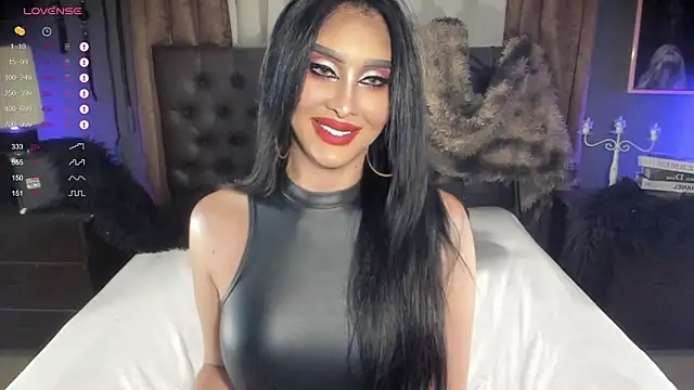 צ'אט XXX בשידור חי של iyotara__