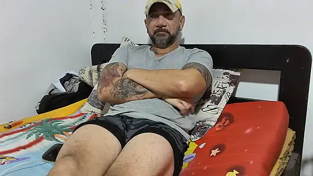 john_balthor's Live XXX Chat