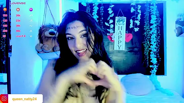 queen-natty's Live XXX Chat