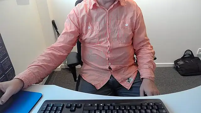 Buggemann Live XXX Chat