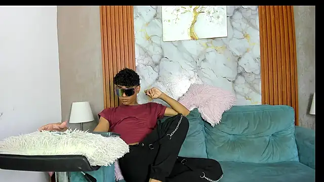 BOUL_GUYS Chat XXX live
