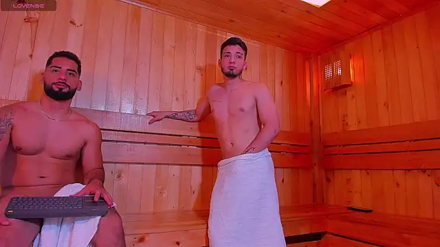 mike_friends' Live XXX Chat