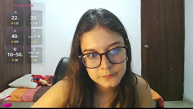 MadieeLorez Chat XXX in diretta