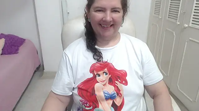 leonela_69 – Naživo XXX chat