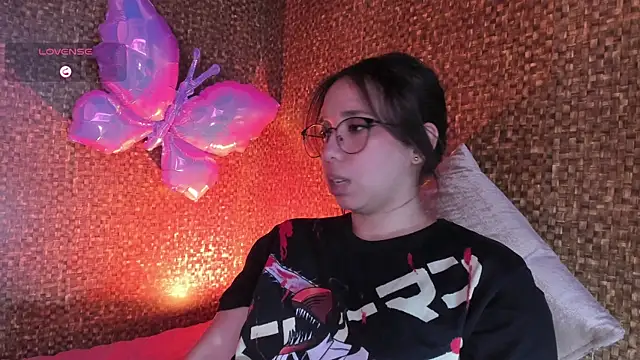 Apartment28 Live XXX-chat