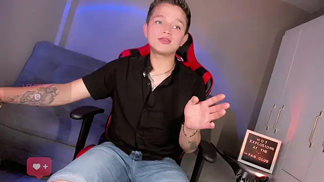 Tim_wolf Chat XXX in diretta