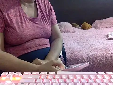 mommy-flabia: онлайн-секс-чат