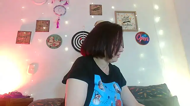 Katicalatinmilf Chat XXX in diretta