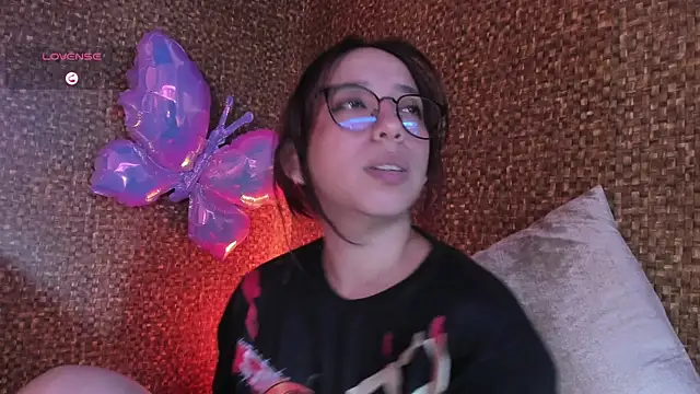 Apartment28 现场XXX聊天