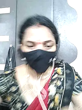 Leela_555 Chat XXX in diretta