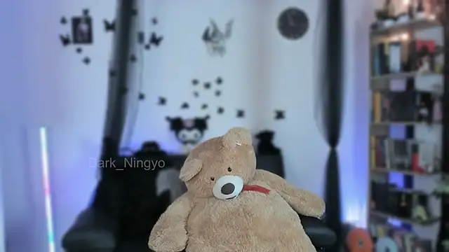 Dark_ningyo1 Adlı Modelin Canlı XXX Sohbeti