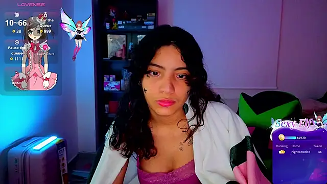 Lovelyamyy Chat XXX in diretta