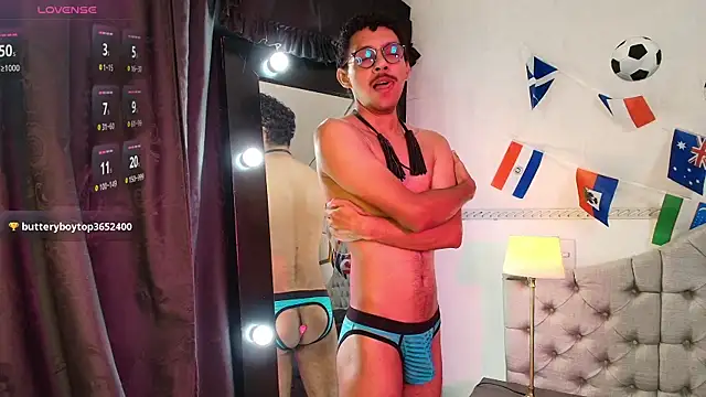 Chat +18 de Twunk_miguel ao vivo