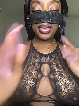 Chat +18 de foreigntitts_ ao vivo