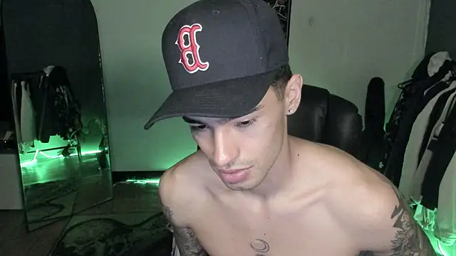 Damon__333 Live XXX Chat