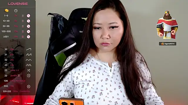 Chat XXX en directo de LisaAsianFlower