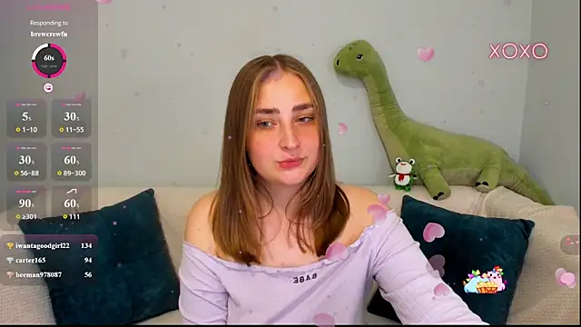 MilliStrii élő XXX-chatje