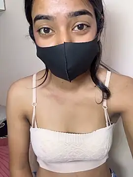 צ'אט XXX בשידור חי של Navjot_kaur22
