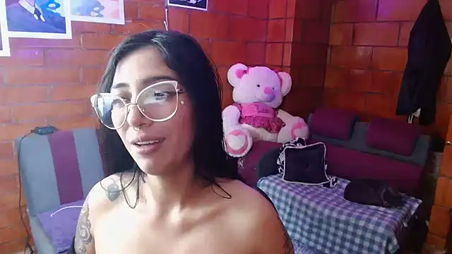 Raven__purple Live XXX Chat
