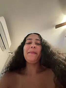 Kammyboo Chat XXX in diretta
