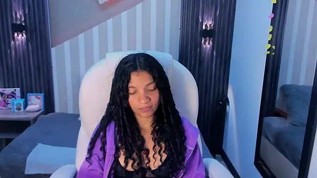 Chat XXX en directo de LittleeStar