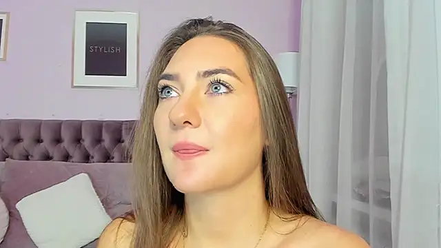 Evalaniss' Live XXX Chat