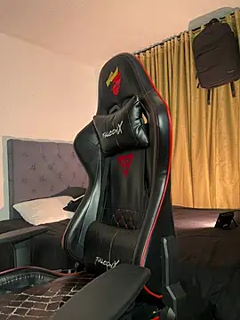 Benjii_Carter1 – Naživo XXX chat