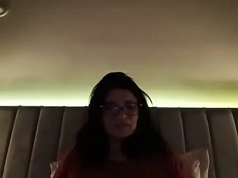 adriana71's Live XXX Chat