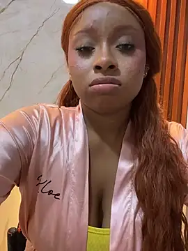 Czat XXX na żywo – Kloe_rousse01