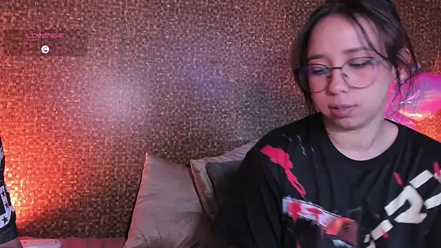 Apartment28 Live XXX-Chat