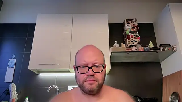 Živý XXX chat theitalianbear