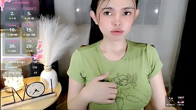 wildest_fantasy's Live XXX Chat