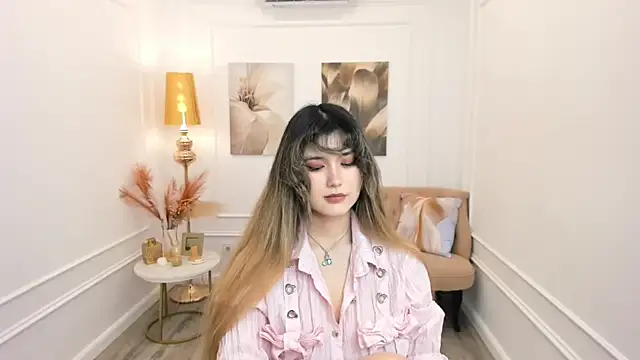 AnneTLi's Live XXX Chat