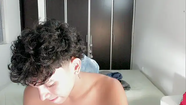 Chat XXX ao vivo de 2c_Bby