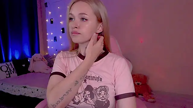 Chatroom XXX en direct de Naughty_Mable
