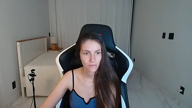 upssnowy Adlı Modelin Canlı XXX Sohbeti