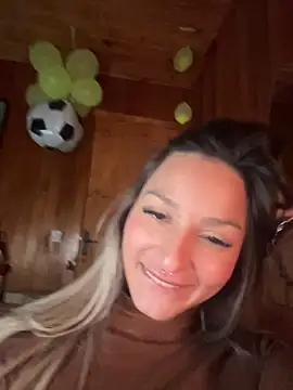 دردشة AliceStone19 الجنسية المباشرة