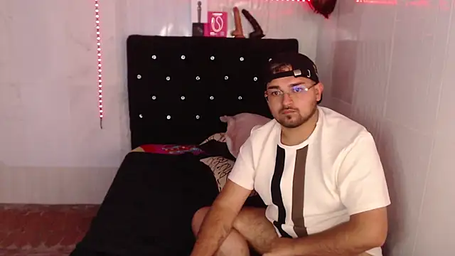 Jeilou's Live XXX Chat
