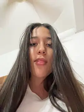 Nhefertary Adlı Modelin Canlı XXX Sohbeti