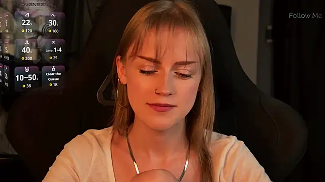 KiraMontoya's Live XXX Chat