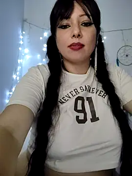 kristal_ktl Adlı Modelin Canlı XXX Sohbeti