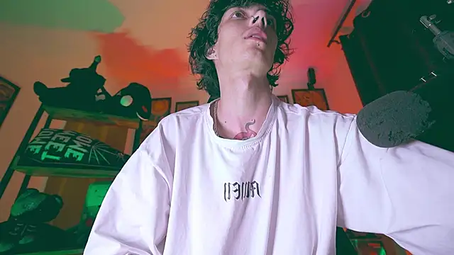 Olliver___y Chat XXX in diretta