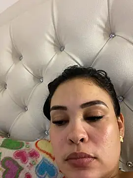 FOX_LATINA élő XXX-chatje