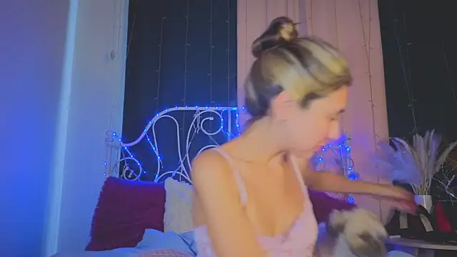 Funny_Bunny Live XXX-chat