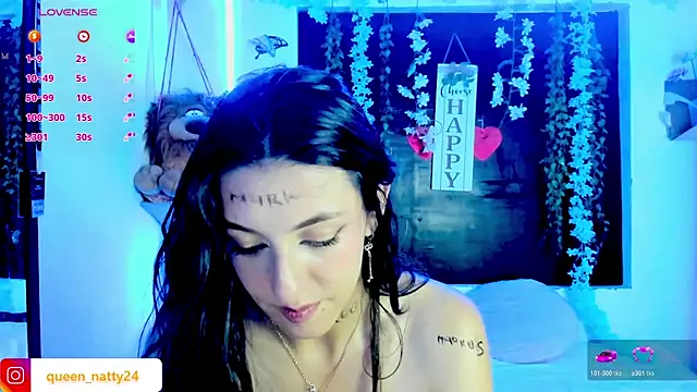 Chatroom XXX en direct de queen-natty