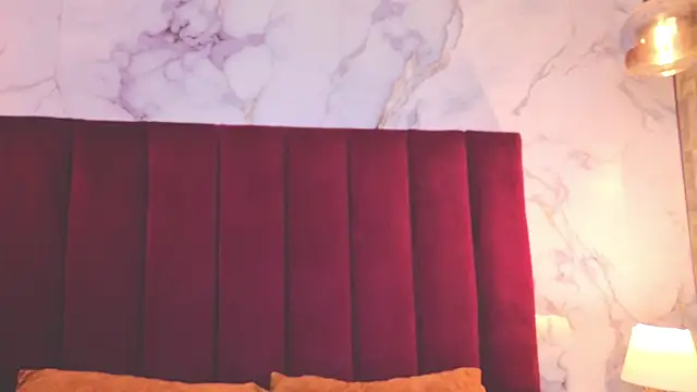 Chat +18 de JESSYCORTES ao vivo