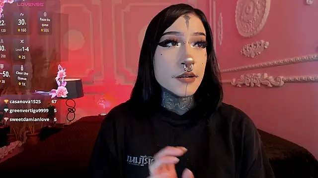 צ'אט XXX בשידור חי של Kat_VonDe