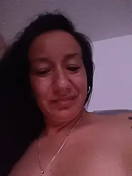 Chatroom XXX en direct de danna_tt