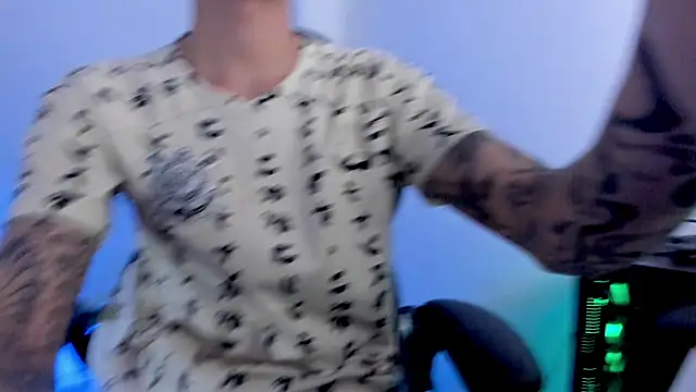 XXX chat uživo modela tylerrnova